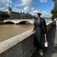 Woman traveling in Paris